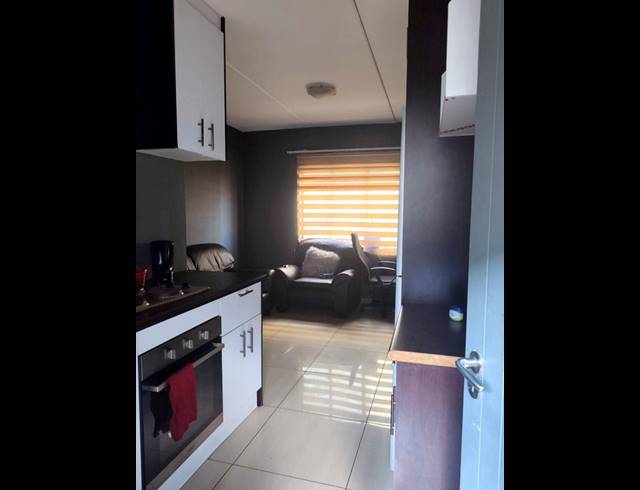 2 BEDROOM APARTMENT FOR SALE IN FLEURHOF
